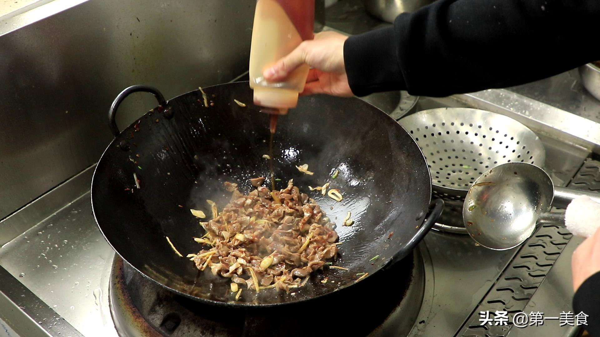 做香辣鸡胗的教程，厨师长教你一个小技巧