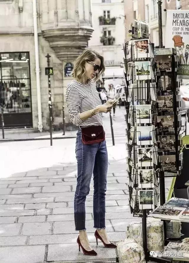 粗跟低帮高跟鞋怎么搭配裤子，气场超强的时髦组合