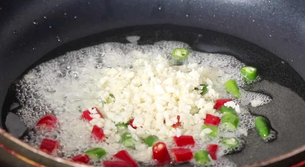 图片[5]-【拌秋葵】做法步骤图 学会这招 口感脆嫩好吃不腻-起舞食谱网