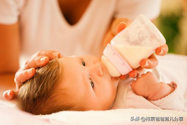 婴儿不吃奶瓶妙招，婴儿不喝奶瓶有妙招