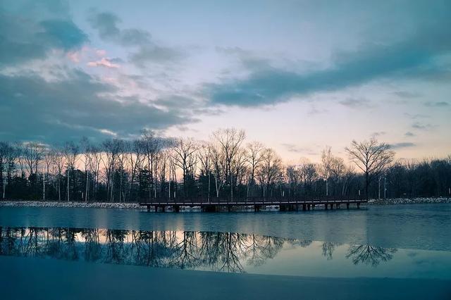 梦到去世的父亲预示着什么，白天梦到去世的亲人预示什么（你就知道是好是坏了）