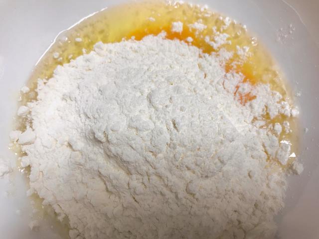 各种烙饼的做法，各种烙饼的做法大全（“末伏烙饼摊鸡蛋”）