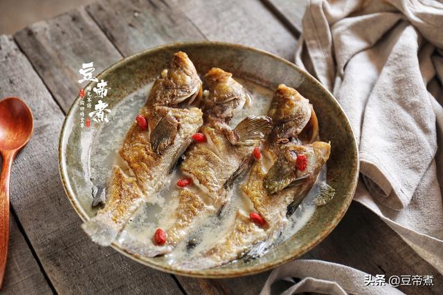 葛鱼怎么炖汤，怎样炖葛鱼汤（要记得这两个步骤）