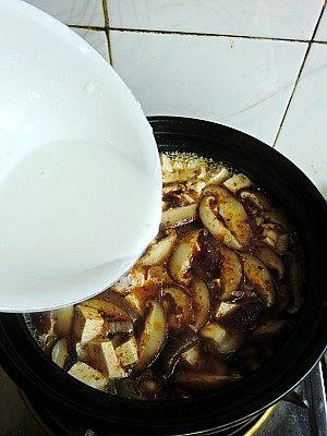 酸辣豆腐汤做法，最简单的豆腐汤（酸辣香菇豆腐汤这样做）