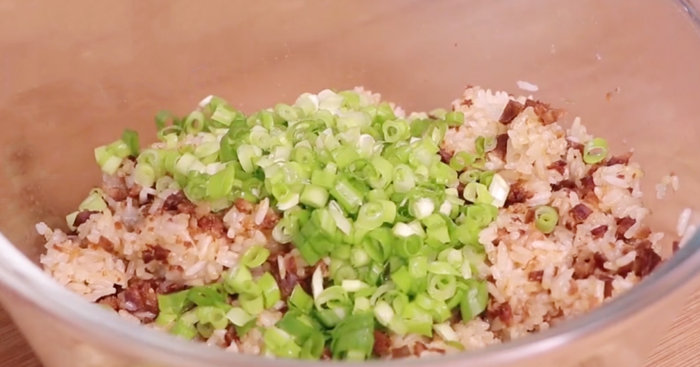 圖片[4]-【糯米餡包子】做法步驟圖 軟糯又咸香 好吃又解饞-起舞食譜網(wǎng)