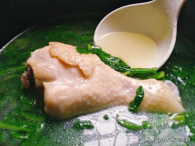 清补凉田鸡汤的做法，乌鸡清补凉汤做法大全（春天试试这样煲鸡汤）