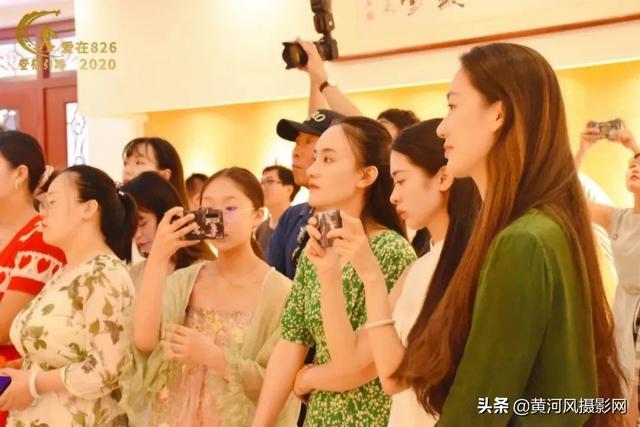 给感动人物刘兰芝的颁奖词，刘兰芝当选感动中国（2020爱在8·26）