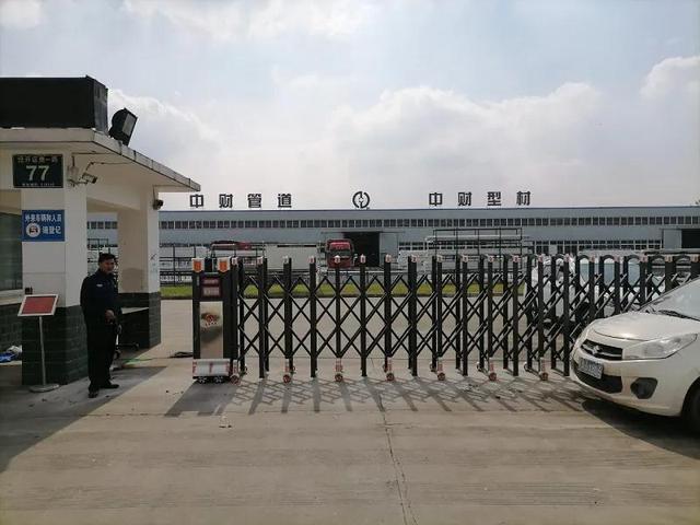 无轨伸缩门哪个牌子好，电动伸缩门有轨及无轨的区别以及优缺点