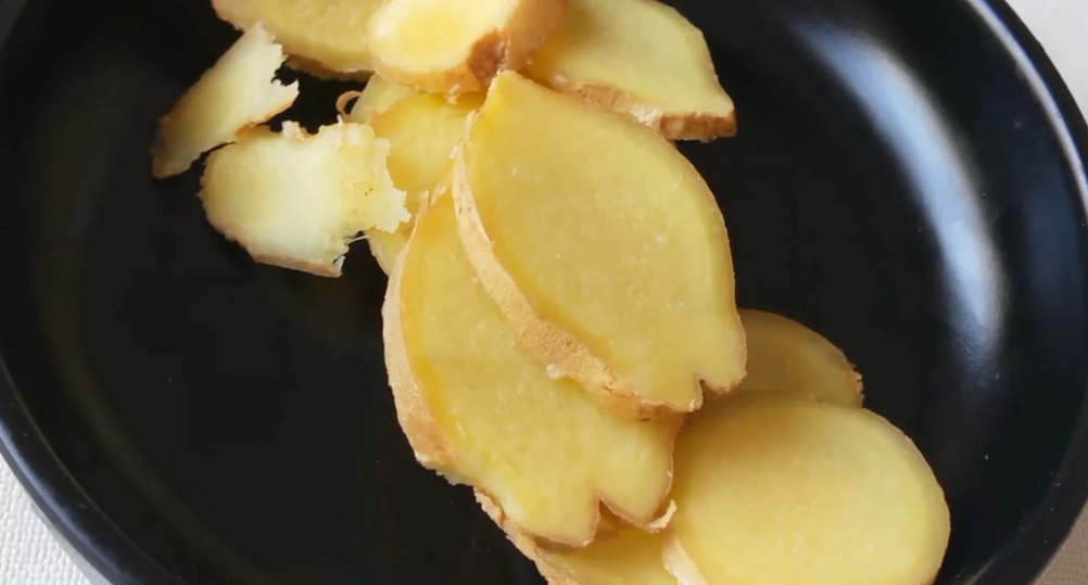 圖片[4]-【白蘿卜雪梨姜茶】做法步驟圖 喉嚨舒服 營養(yǎng)又好喝-起舞食譜網(wǎng)