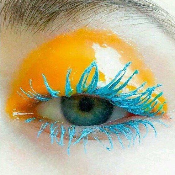 黄色背景图来一波，纯黄色背景图图片（点赞好运无限来 ​​​）