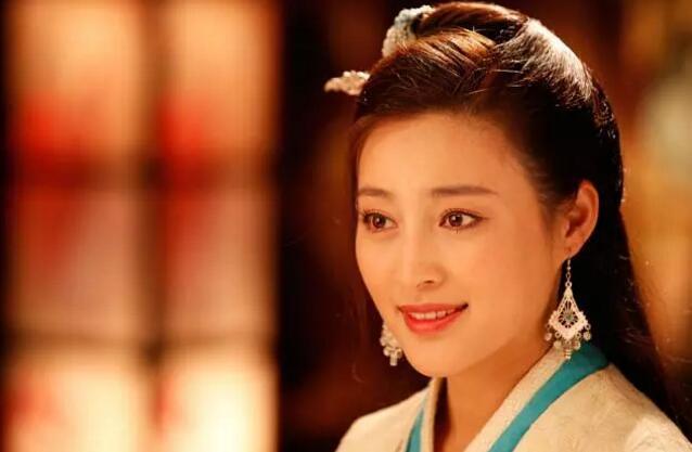 隋炀帝宣华夫人的扮演者是谁，隋文帝的宣华夫人（隋唐演义里这六位女星美翻了）