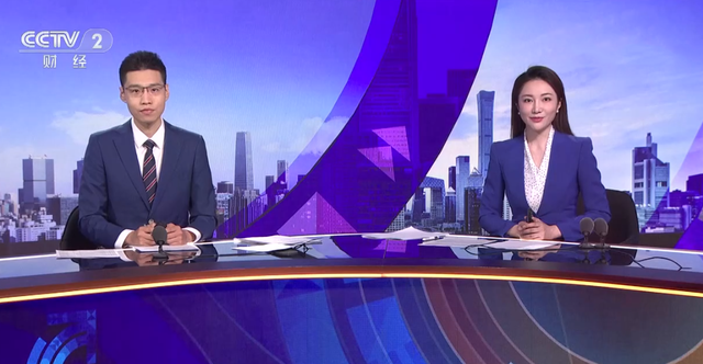 第一时间主持人，第一时间主持人名单（央视《第一时间》主持阵容大换血）