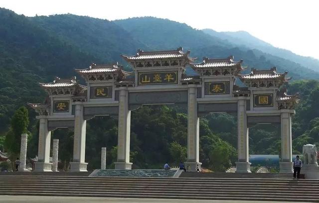 深圳坪山有什么寺庙，深圳坪山哪里有寺庙（我找了深圳10座山和你爬）