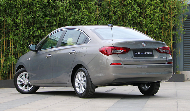 别克凯越百公里油耗是多少，别克凯越的油耗是多少（凯越已经降至5万多）