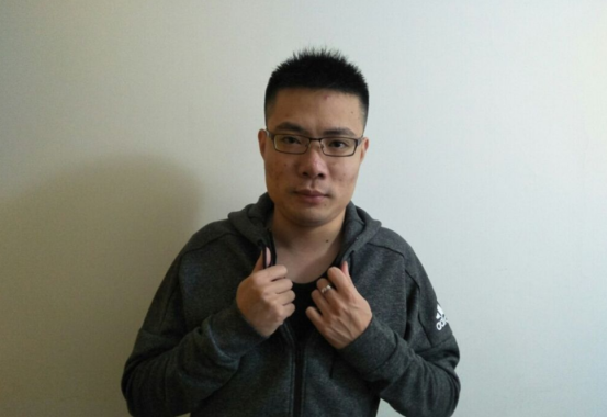 小智在哪里直播，LOL小智在哪里直播怎么看多会（看到他8月份的收入）