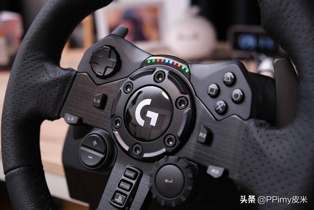 罗技游戏方向盘怎么样，TRUEFORCE力反馈方向盘