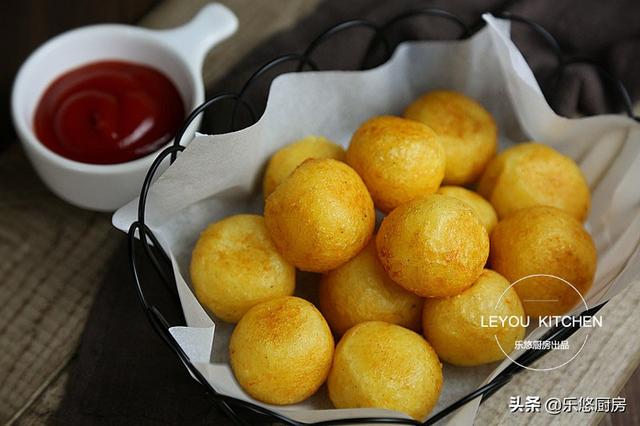 土豆怎么切丁，土豆怎么切丝（天天吃都有新鲜感）