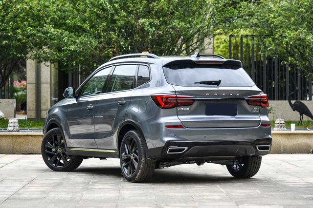 一个叉子的车标是什么车，像叉子的车标是什么车（车标被称为\