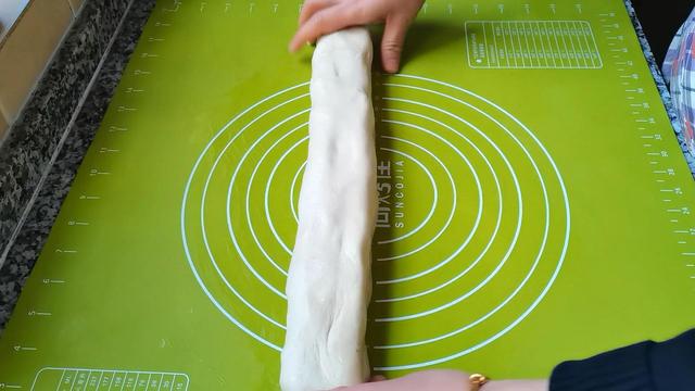 自制手抓饼皮的做法，自制手抓饼皮的做法简单（做成手抓饼或酱香饼）