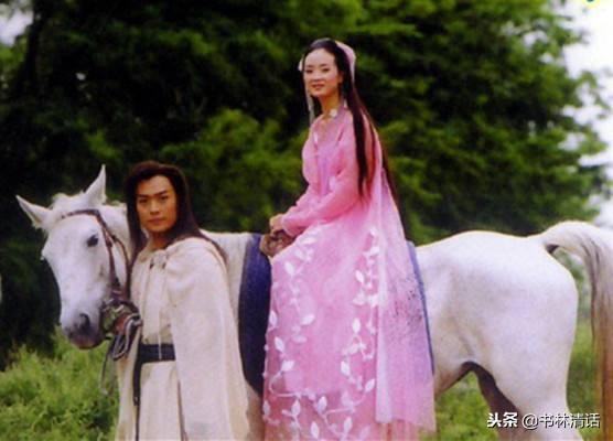 《香蜜沉沉烬如霜》花神梓芬是谁演的，《香蜜沉沉烬如霜》花神梓芬是谁演的啊（一出场就艳惊四座的女配们）