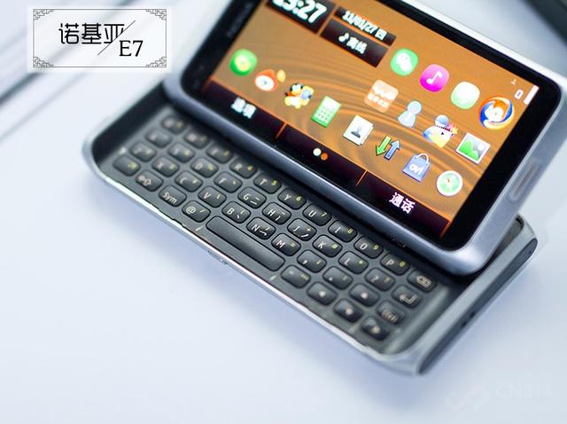 诺基亚全键盘触屏，全键盘的诺基亚手机有哪些型号（“硬核”全键盘诺基亚E系列来打脸了）