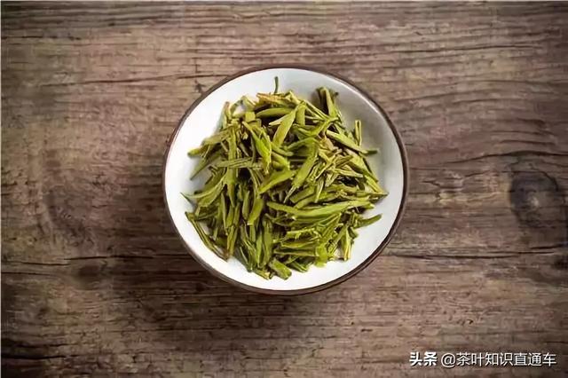 喝龙井茶有什么好处，喝白茶有什么好处和坏处（龙井茶的功效与作用）