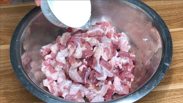 猪肉串的腌制方法，猪肉串的腌制方法又嫩（配方做法详细告诉你）