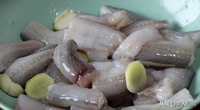 豆腐鱼又叫什么鱼，有一种鱼叫做豆腐鱼怎么做才好吃（这是椒盐豆腐鱼的做法）