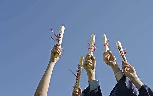 博士和硕士是什么级别，硕士和博士哪个级别高 区别是什么（大家经常听说的硕士、博士、博士后、研究生究竟有什么区别呢）