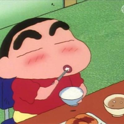 蜡笔小新/一家人头像?微信，蜡笔小新/一家人头像（蜡笔小新可爱逗比微信头像）