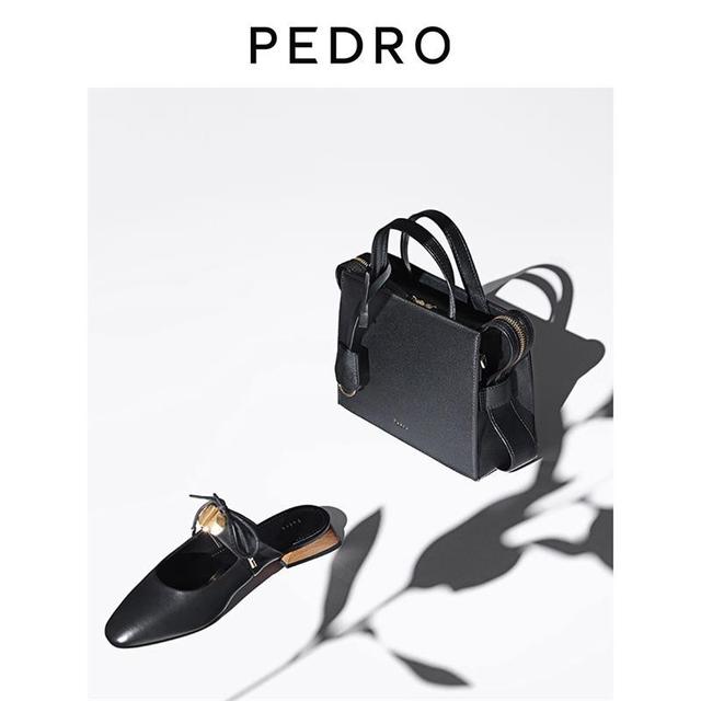 elle包包是什么档次，elle包包属于什么档次（初春必买的几款包包）