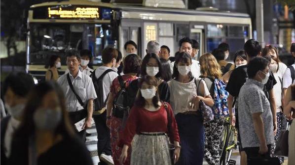 菅义伟简历，菅义伟简历身高（菅义伟当选日本自民党新总裁“后安倍时代”将面临哪些挑战）