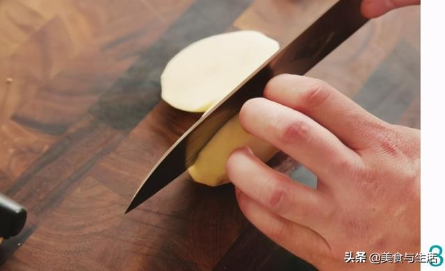 土豆条是怎么切出来的，土豆条怎么切块（原来切土豆也有窍门）