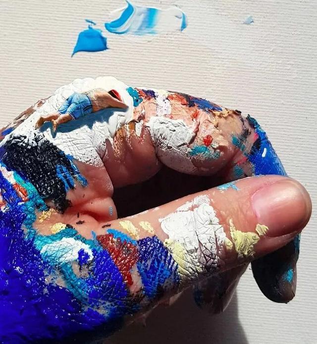 漂亮的手掌画，漂亮的手掌画图片（她在手心画了一片海）
