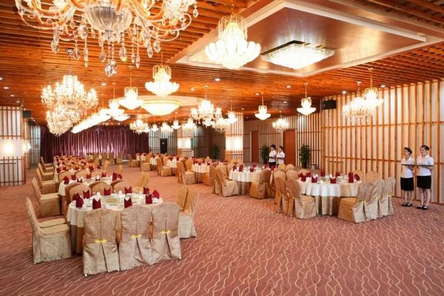 南宁华侨职业技术学校，广西南宁华侨学校里面有什么专业（2020年福瑞祥粤系桂系中餐烹饪招生宣传）