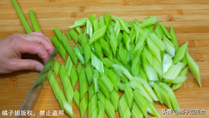 圖片[4]-【芹菜炒雞蛋】做法步驟圖-起舞食譜網(wǎng)