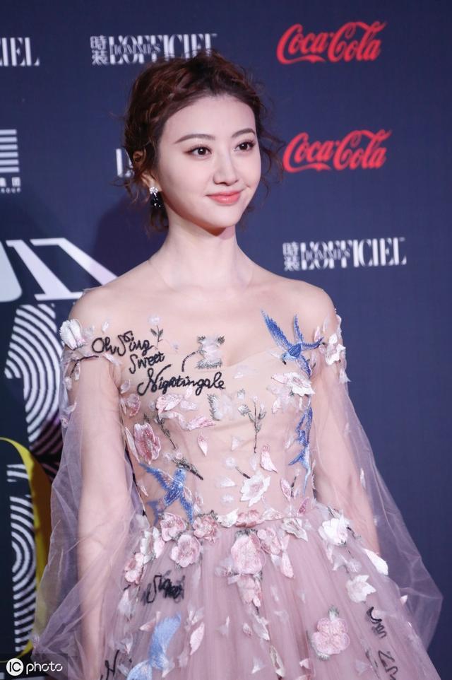 人间富贵花是什么意思，什么叫人间富贵花（景甜“人间富贵花”的名号怎么来的）