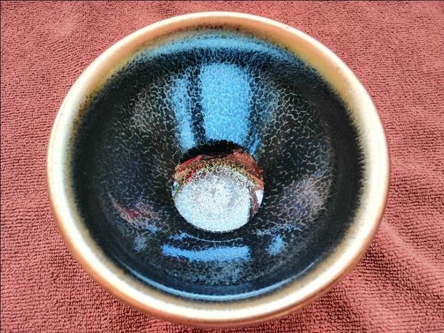 推杯换盏是什么意思，推杯换盏的盏的意思（推“杯”换“盏”）