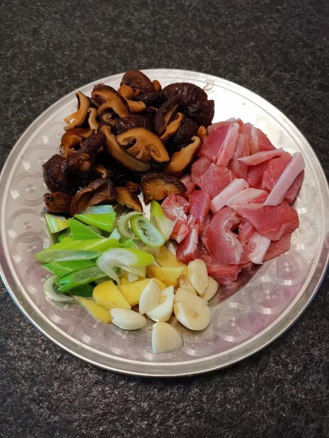 竹笋的做法，竹笋的做法大全家常做法视频（竹笋的家常做法）