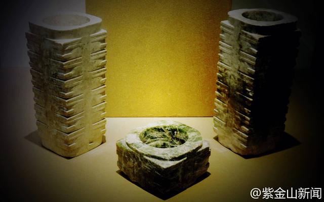 良渚玉琮的来源，良渚文明玉琮（玉琮了解一下——它是良渚文化的典型器物之一）