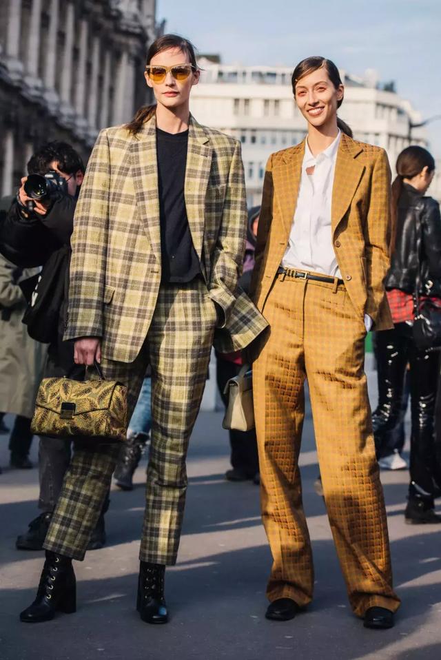 千鸟格什么意思,千鸟格含义是什么(今秋一定要穿格纹) 千鸟格什么意思,千鸟格含义是什么(今秋一定要穿格纹)