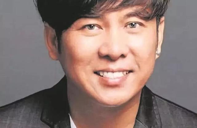 冬天里的一把火歌词，可可托海的牧羊人歌词（原唱无可替代PK翻唱超越经典）