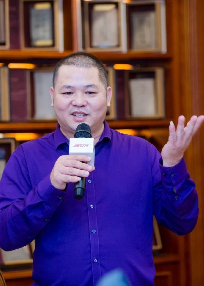 广西刑辩律师（曾某某教唆16岁甘某吸毒）