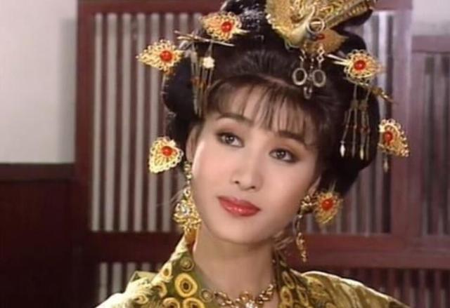 郑爽原名叫什么，郑爽的全名叫什么（《水浒传》里的“大郑爽”）