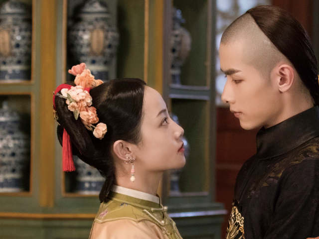 吴佳怡老公蒋依依,吴佳怡老公(两部女主剧同时开播)