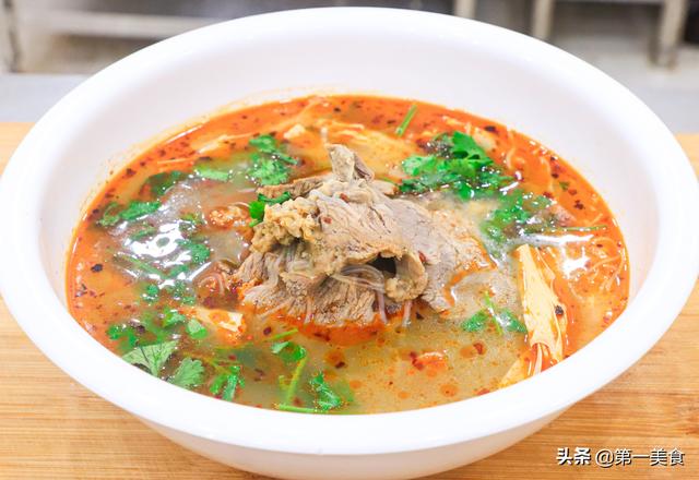 牛肉汤要怎么做，地道的家常牛肉汤做法