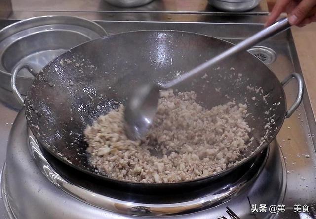 炒杂酱怎么炒（想吃杂酱面不用下馆子了）