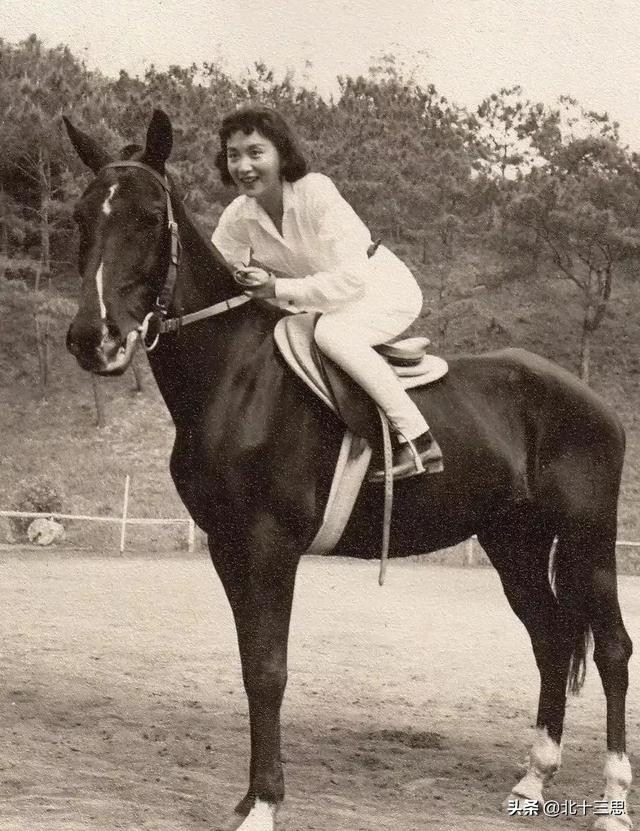 林葆诚比夏梦大几岁，林葆诚（小龙女原型金庸痴迷一生）