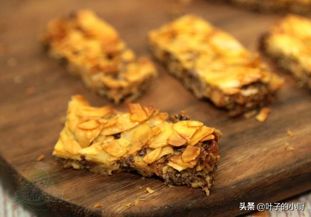 杏仁燕麦酥的做法，杏仁酥的做法大全（今年过年零食就它了——杏仁燕麦酥）