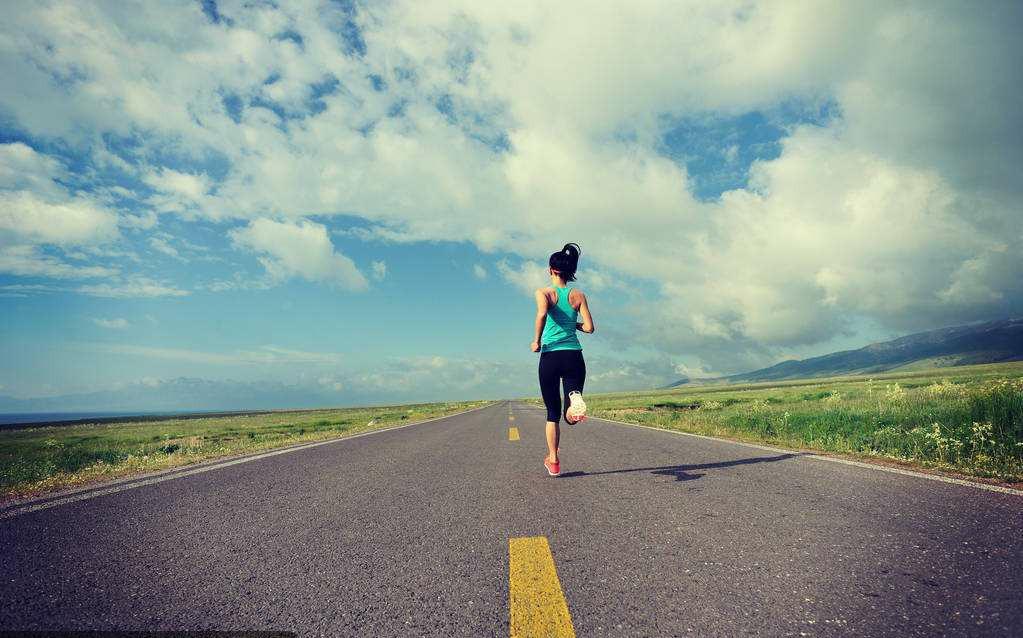 梦见运动服装什么意思，梦见自己穿了一套运动服（在梦里跑步能强身健体吗）